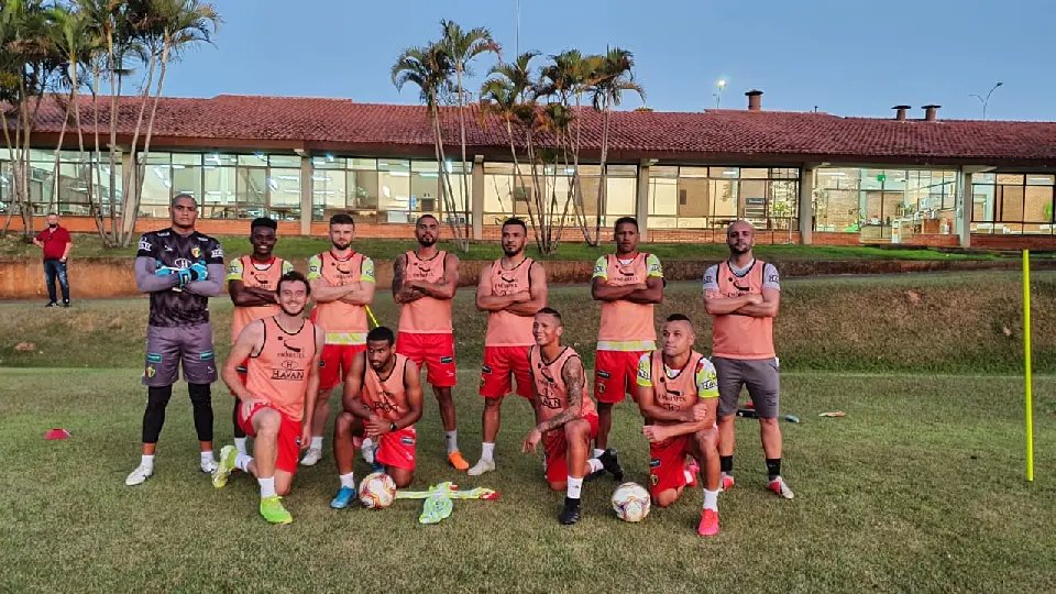 Brusque FC enfrenta o Ituano na noite desta quinta-feira  