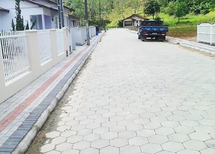 OSBr fiscaliza duas obras em Guabiruba