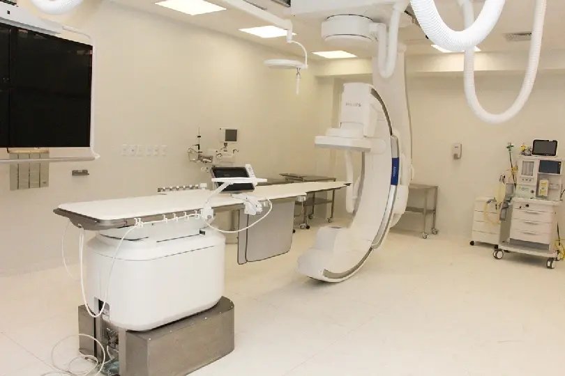 Hemodin&acirc;mica do Hospital Azambuja realiza primeiro cateterismo pelo SUS