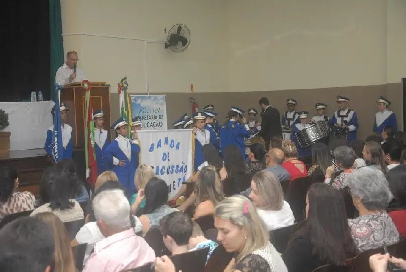 Conselheiros Escolares tomam posse na noite de terça-feira 
