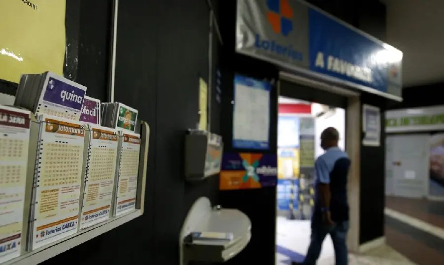 Mega-Sena paga neste s&aacute;bado pr&ecirc;mio de R$ 130 milh&otilde;es 