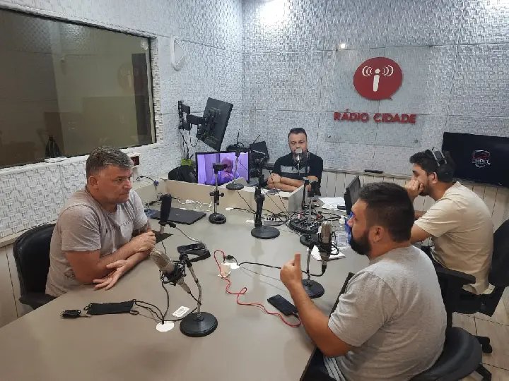 &ldquo;O nosso vesti&aacute;rio &eacute; muito forte&rdquo;, afirma presidente do Brusque FC
