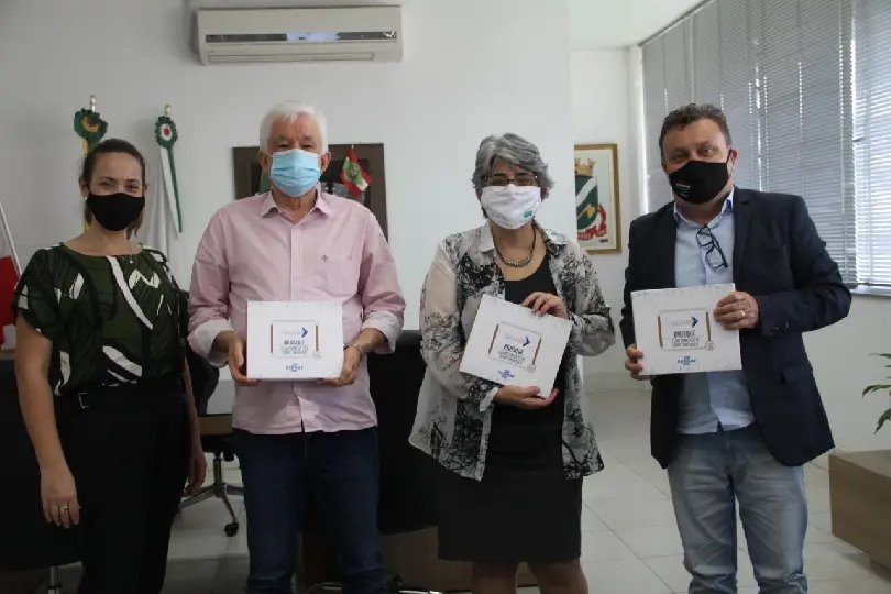 Estudo sobre potencial econ&ocirc;mico &eacute; apresentado &agrave; Prefeitura 