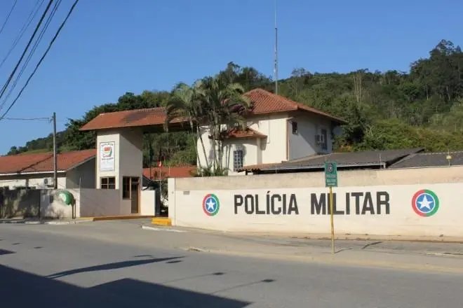 Comandante da PM rebate cr&iacute;tica feita pela OAB Brusque