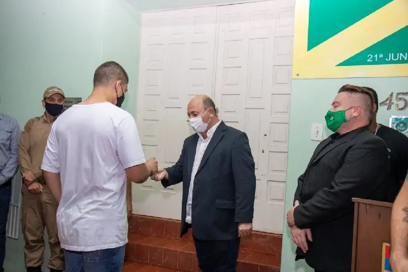 Tiro de Guerra 05-005 recebe cem novos recrutas