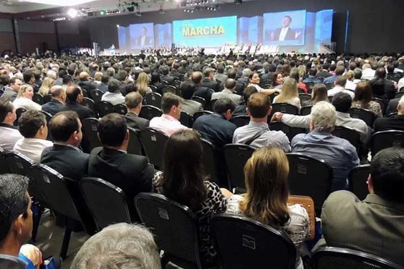 Prefeitos da região vão à Brasília