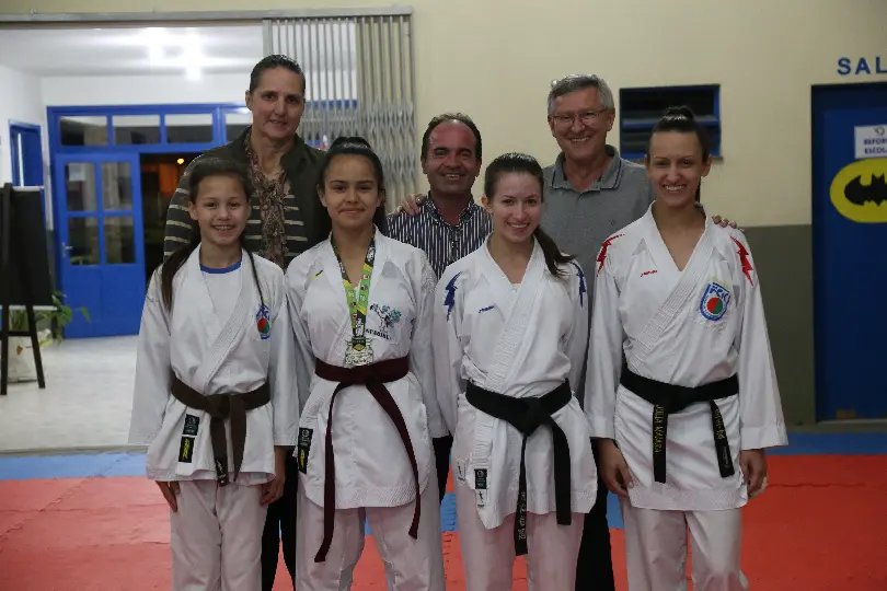 Karatê de Guabiruba conquista medalha de prata no Brasileiro