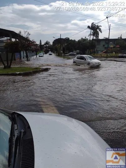 Defesa civil de Brusque faz balan&ccedil;o da chuva da tarde desta segunda-feira 