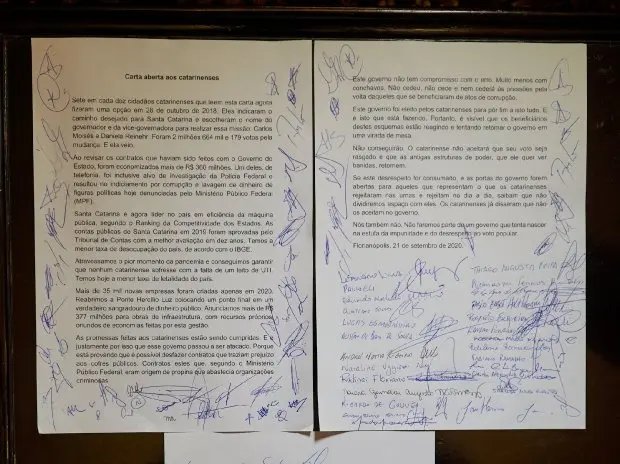 Secret&aacute;rios acusam grupo de orquestrar impeachment para voltar ao poder
