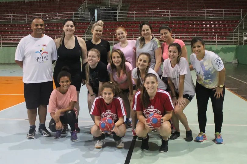 Handebol feminino volta a acontecer em Brusque