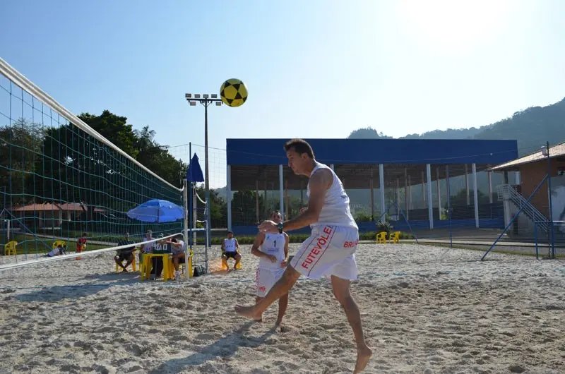  Sábado de ouro para três bairros