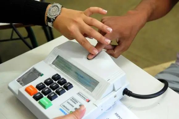 15% do eleitorado vai usar biometria