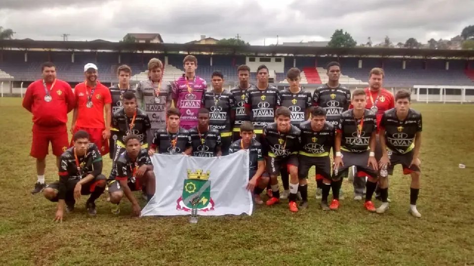 Brusque encerra Joguinhos com a 14ª colocação