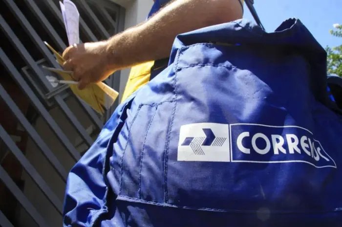 Morador diz que Correios estão atrasando entregas no Dom Nelson