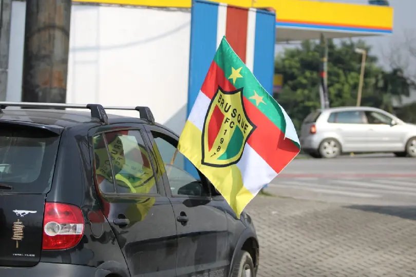 Pol&iacute;cia Militar alerta sobre trechos fechados durante o jogo