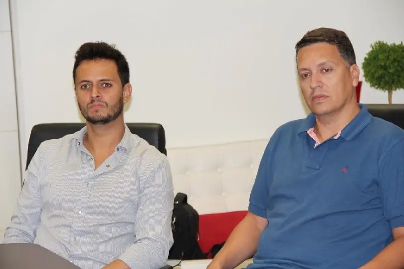Antes aliados, agora rivais declarados