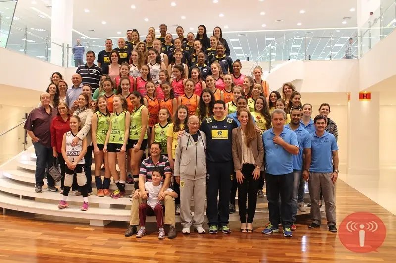 Parceria ambiciosa no vôlei feminino