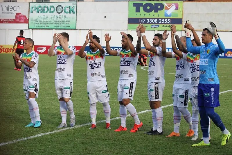 Brusc&atilde;o j&aacute; est&aacute; em Minas para a quinta rodada da S&eacute;rie C