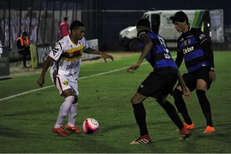 Brusque perde a primeira na Copa Santa Catarina