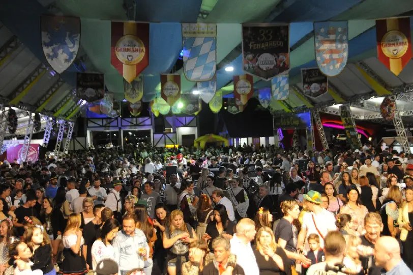 Chope, música e animação invadem o fim de semana