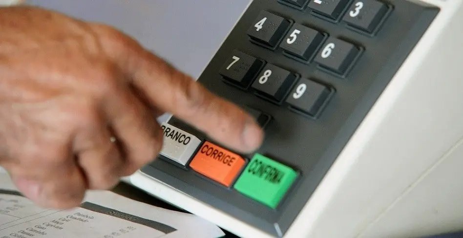Sessões de votação foram alteradas em Brusque e Guabiruba