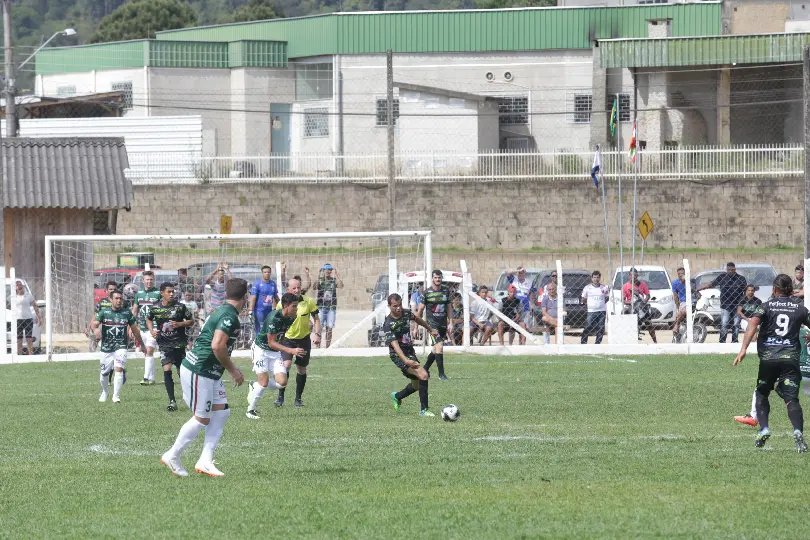Quatro jogos abrem o Municipal de Futebol Amador de Guabiruba