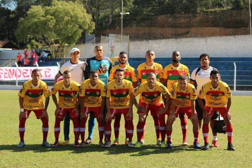Brusque goleia Operário e segue na liderança da Copa SC