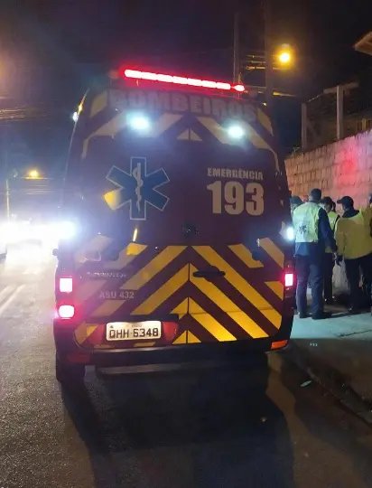 Colis&atilde;o entre motocicletas deixa um ferido