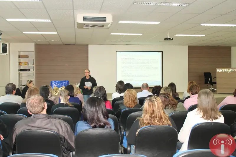 Assembleia marca início da negociação