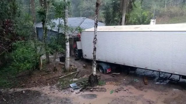 Carga roubada de R$ 172 mil é recuperada em Gaspar
