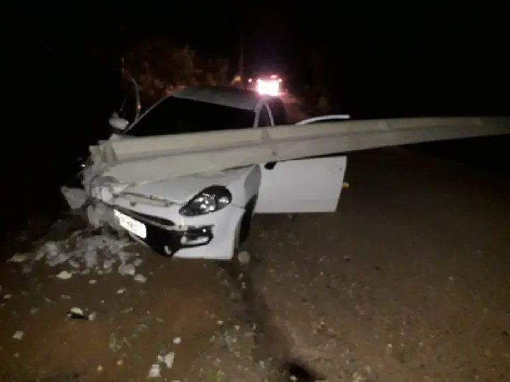 Policia Militar prende suspeito por embriaguez ao volante ap&oacute;s acidente em Nova Trento