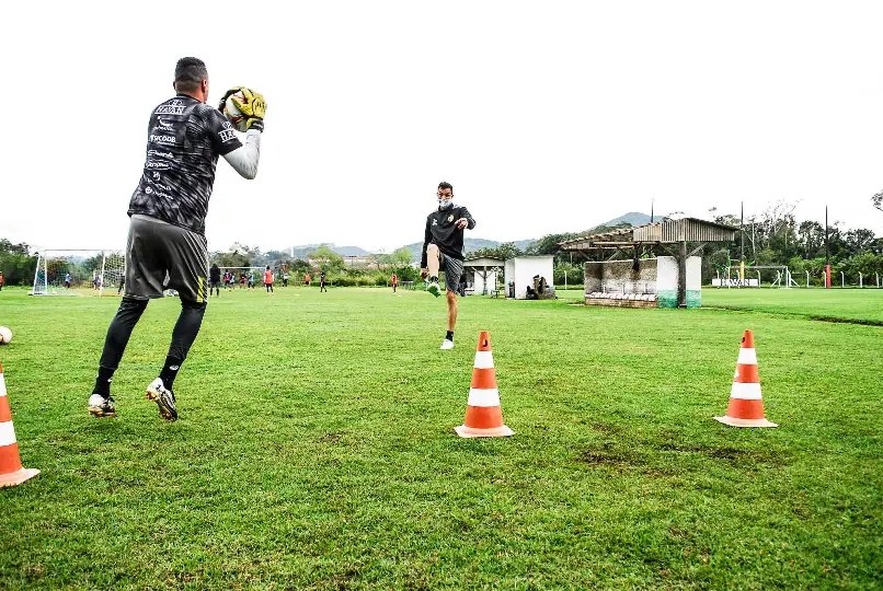 Brusque FC intensifica treinos para enfrentar S&atilde;o Jos&eacute; 