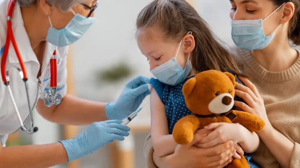 Vacina&ccedil;&atilde;o em crian&ccedil;as de 5 a 11 anos inicia nesta ter&ccedil;a-feira em Brusque
