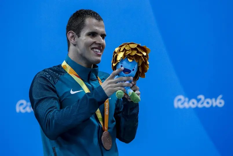 Matheus Rheine fatura o bronze nos 400m livre
