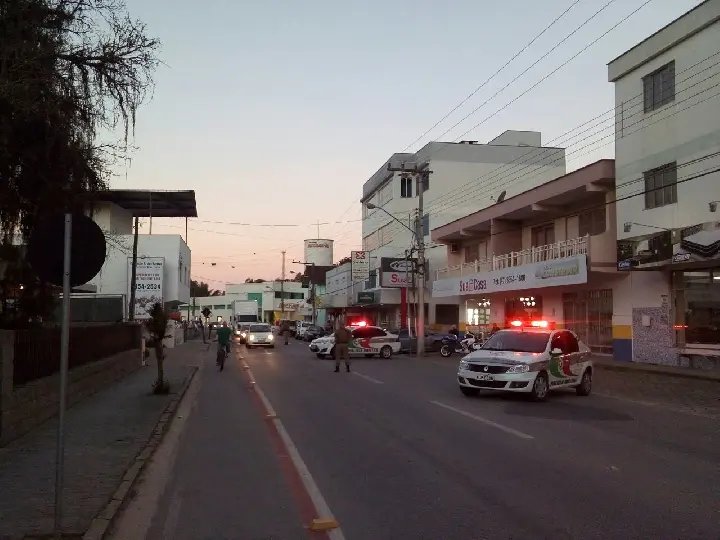 Operação Fecha Quartel abordou cerca de 300 veículos