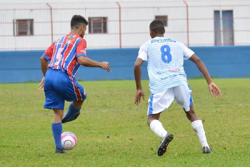 Carlos Renaux é punido por escalação irregular de atleta