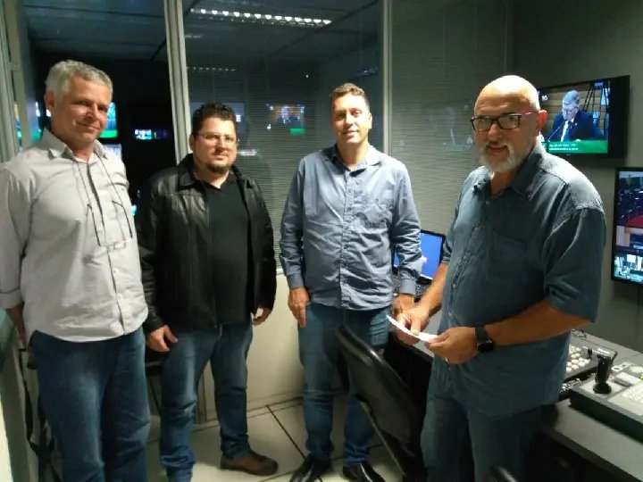 C&acirc;mara homenageia ex-servidor com nome de espa&ccedil;o na casa