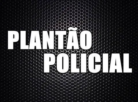 Policiais salvam homem que tentava se jogar de apartamento