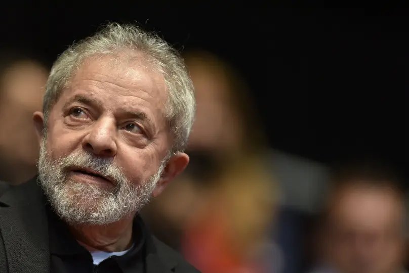 PF indicia Marisa e Lula em inquérito sobre tríplex