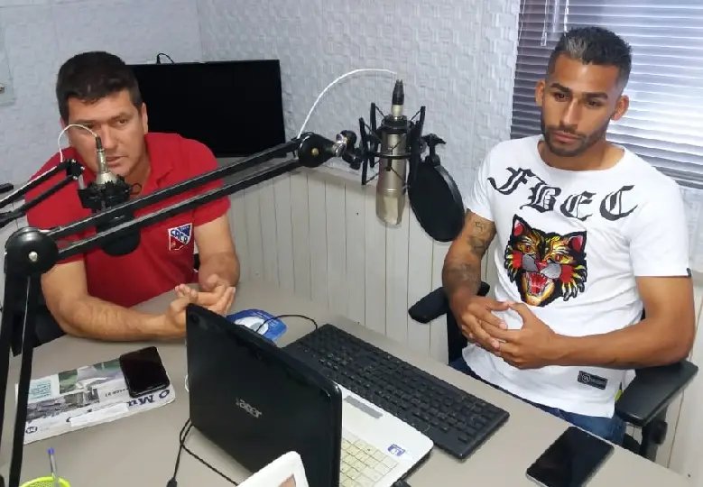 Técnico e atleta do Carlos Renaux destacam expectativa da estreia