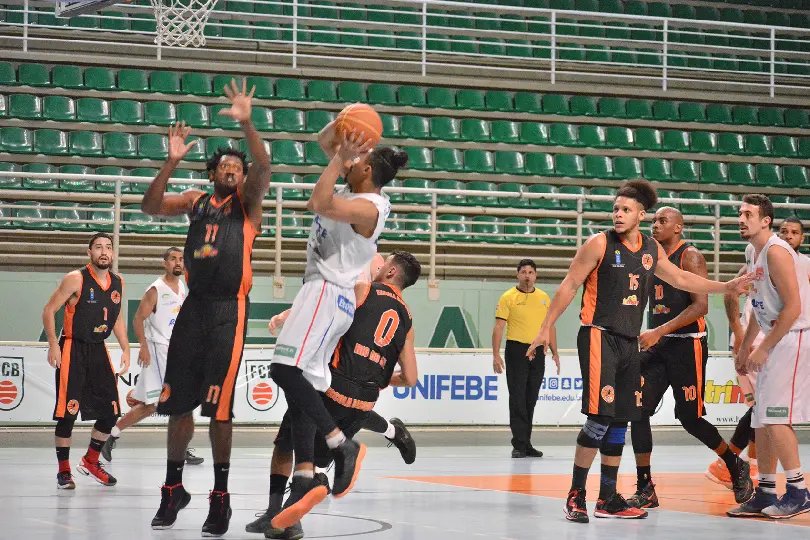 Brusque Basquete inicia maratona com vitória sobre Rio do Sul