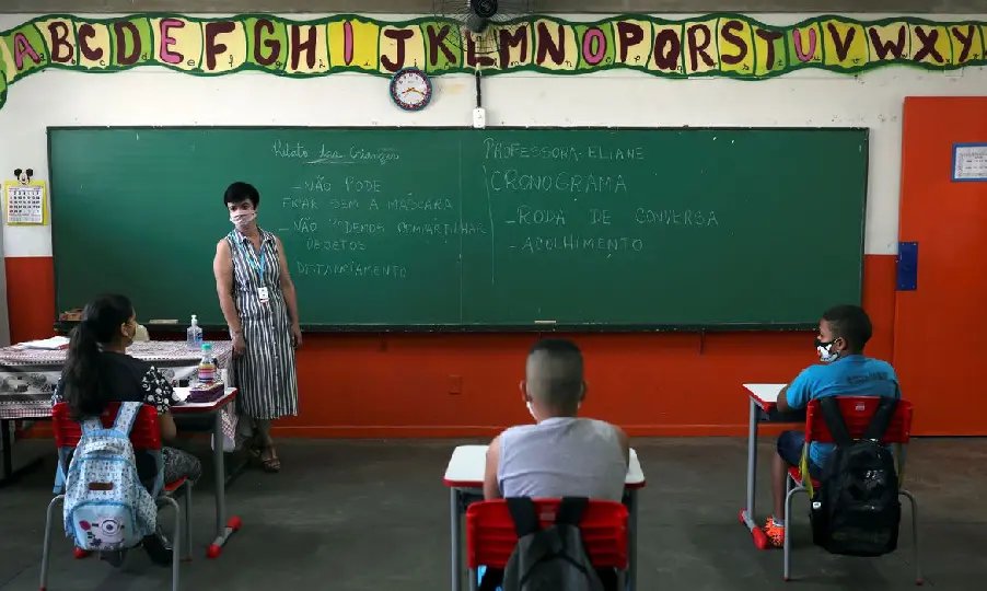 MEC pretende unificar dados de estudantes em aplicativo