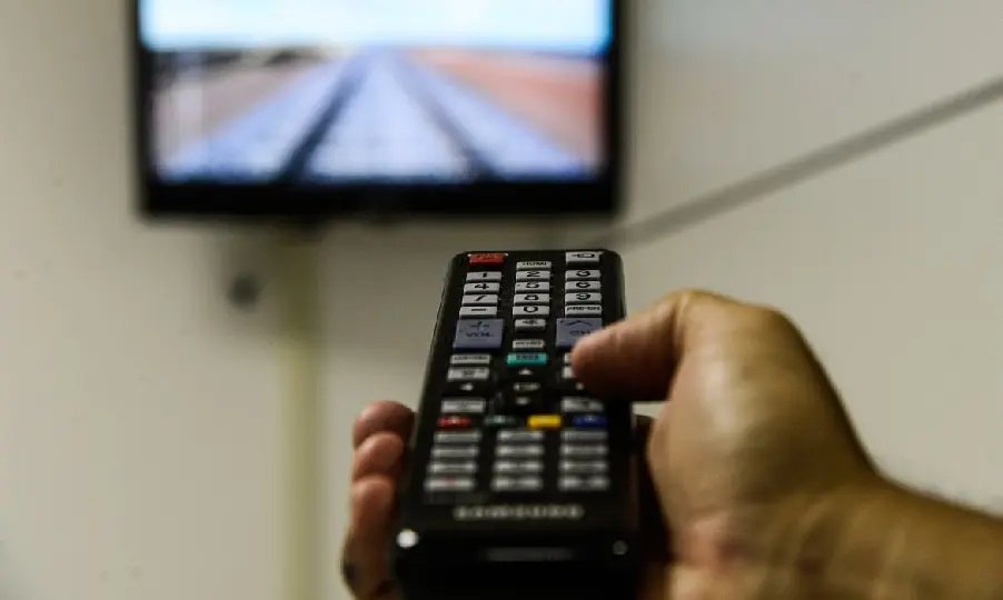 Anatel encontra programas maliciosos em aparelho de TV n&atilde;o homologado