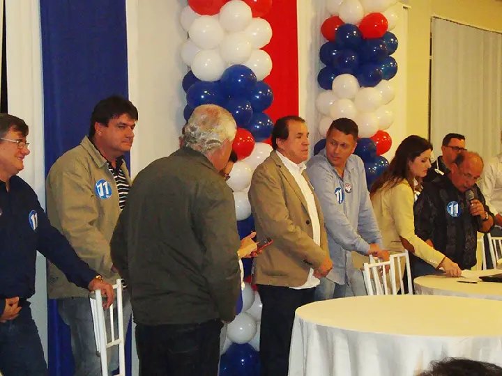 Surpresas e acordos quebrados nas convenções partidárias