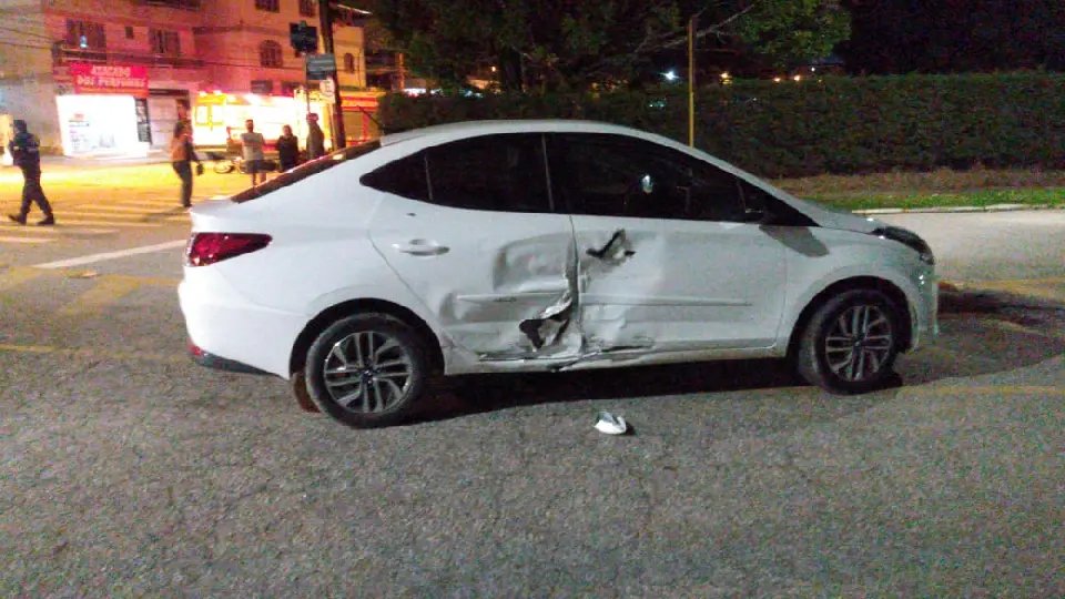 Acidente no bairro Maluche deixa dois feridos
