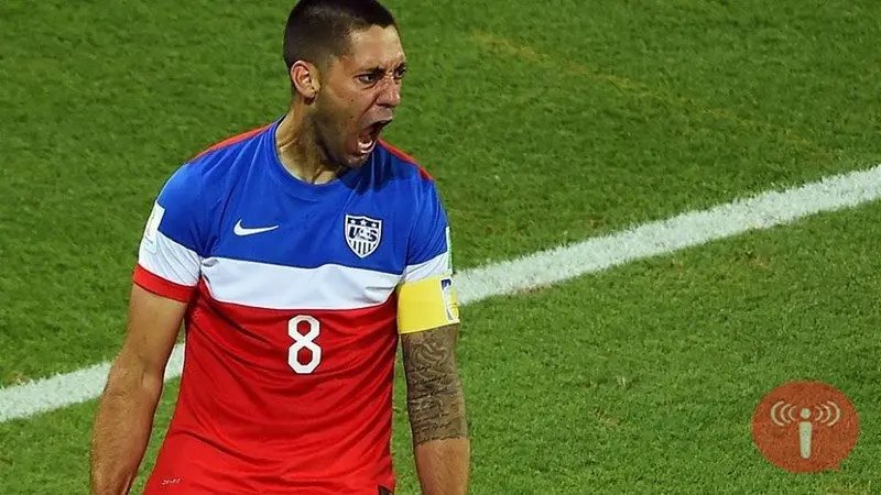 EUA garantem vitória perto do final
