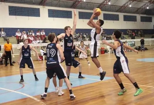 Brusque sedia seletiva dos Jogos Abertos de Santa Catarina