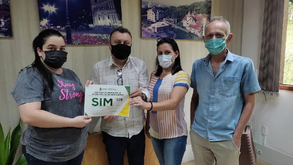 Empres&aacute;rio de Brusque recebem certificado da Secretaria de Desenvolvimento Econ&ocirc;mico 