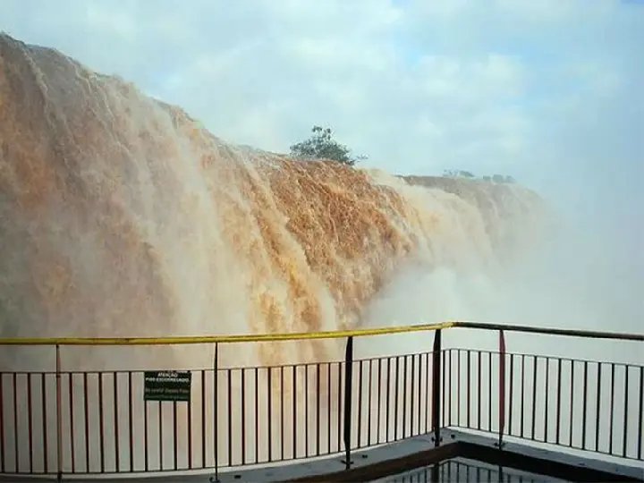 Cataratas registram maior vazão da história