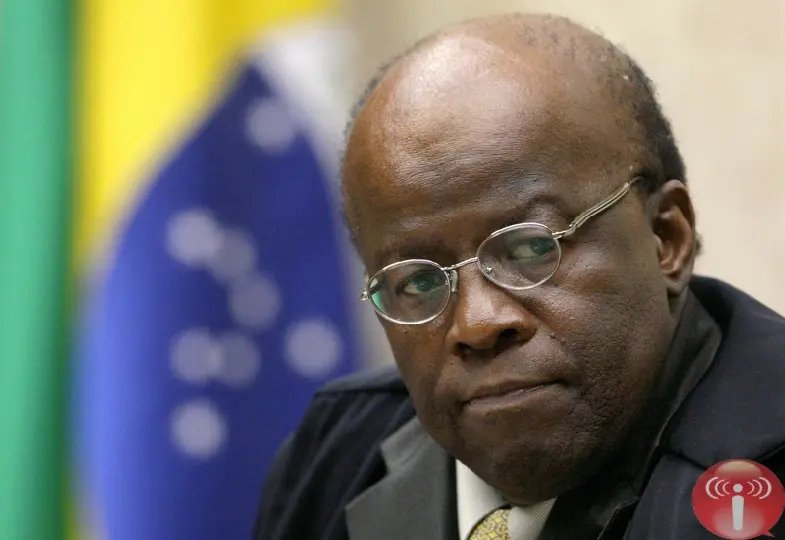 Joaquim Barbosa anuncia aposentadoria
